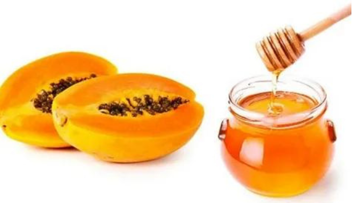 7.Papaya and Honey Mask (For Thin Hair):