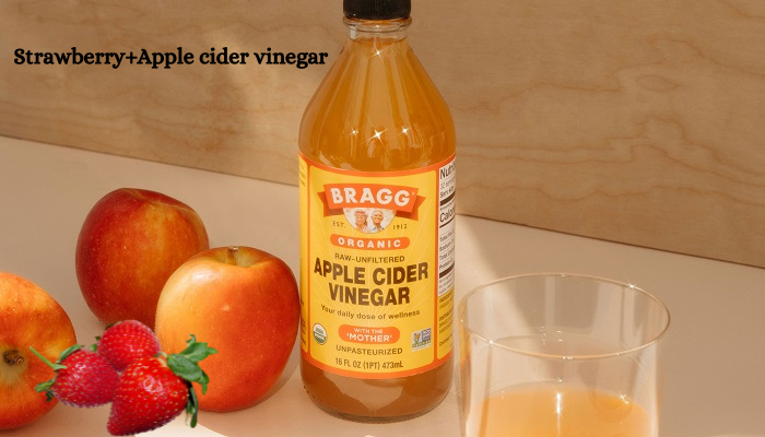 .Strawberry and Apple Cider Vinegar Mask (For Dull Hair):