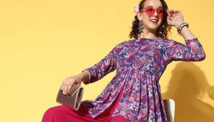 7.High-Slit Kurtas with Palazzos: A Modern Twist